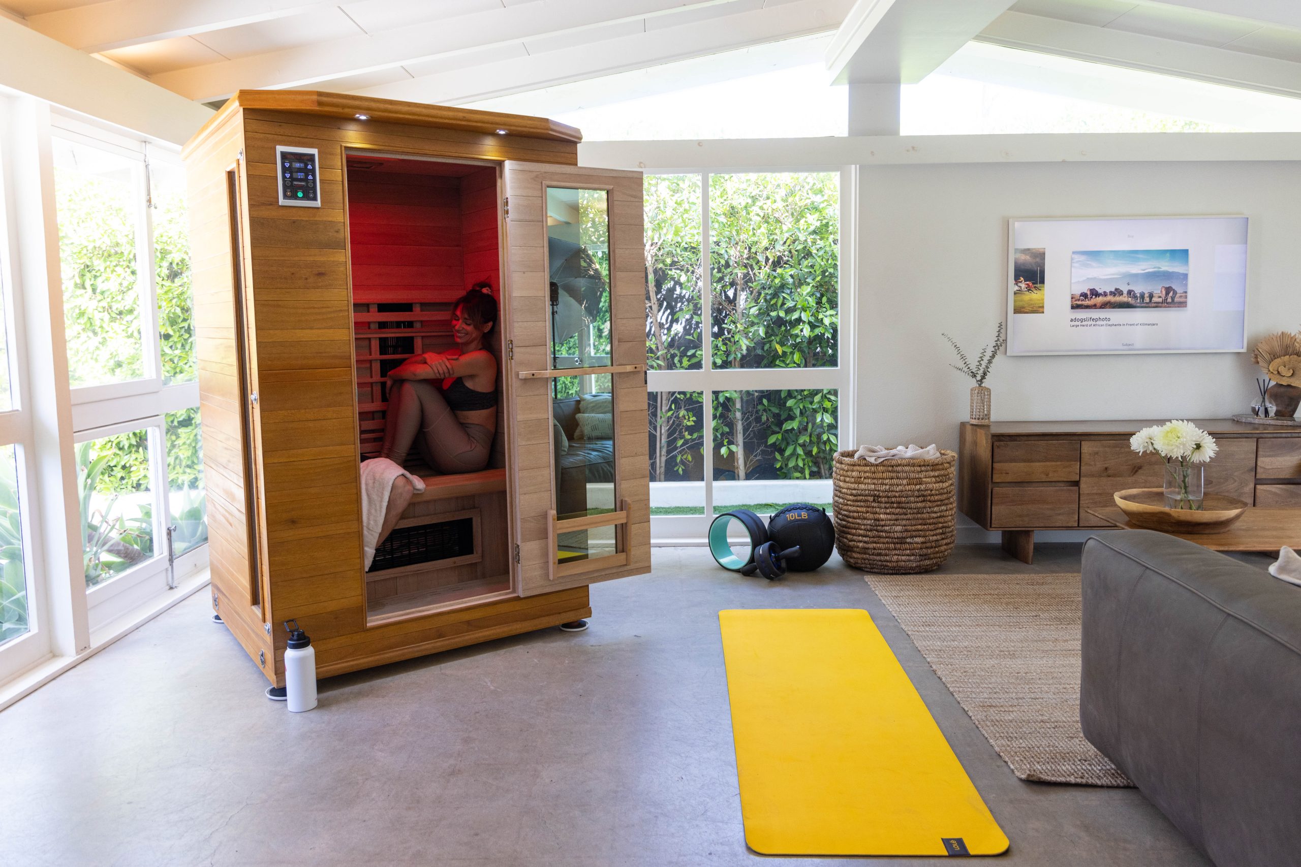 What Is a Full-Spectrum Infrared Sauna? What You Should Know