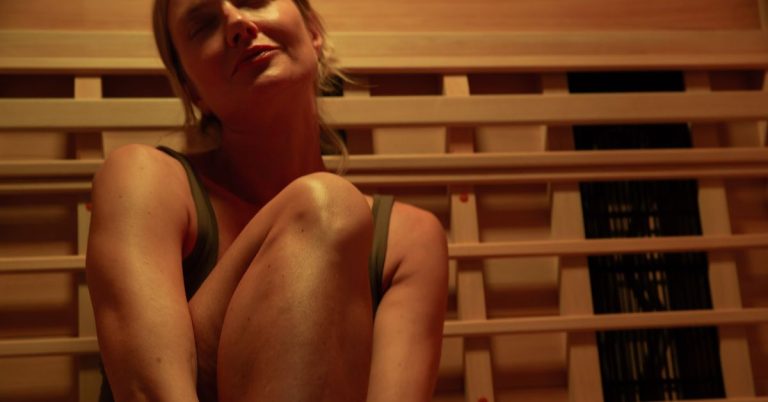 Red Light Therapy vs. Infrared Sauna: The Key Differences